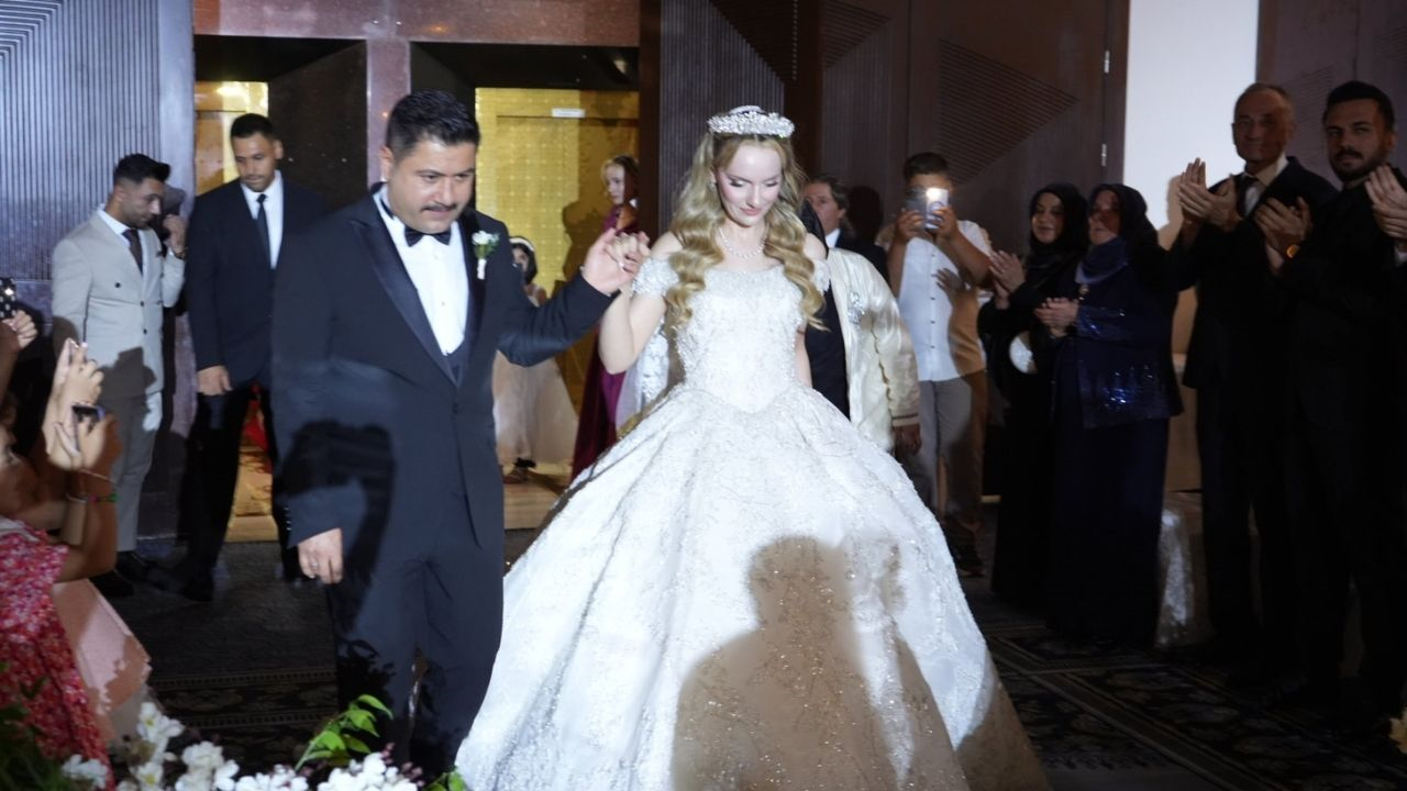 Protokol Ve Medya Camiası Bu Düğünde Buluştu Bozkurtoğlu Ailesinin Mutlu Günü (2) Malatyahaber