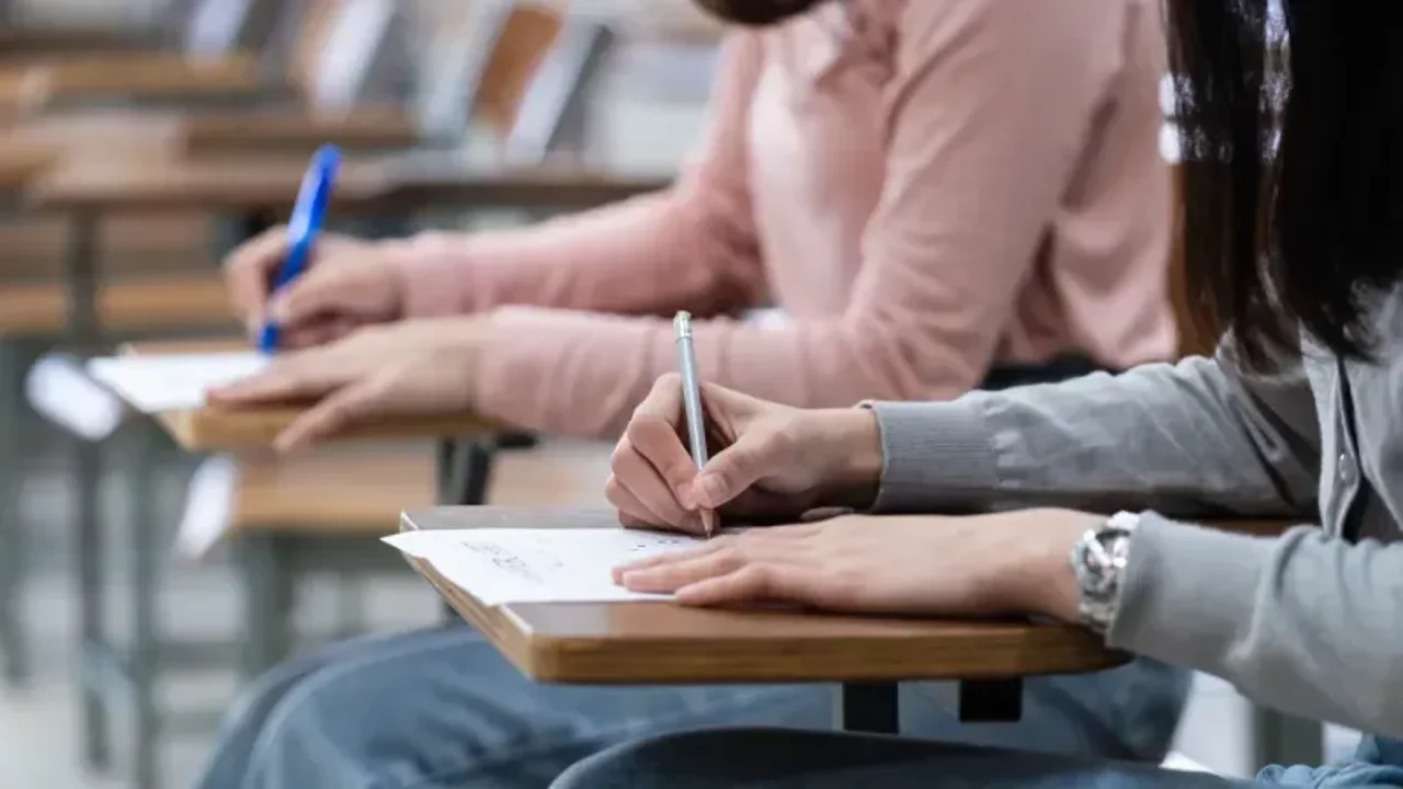 2024 YÖKDİL/2 sınav tarihi ve saat bilgileri