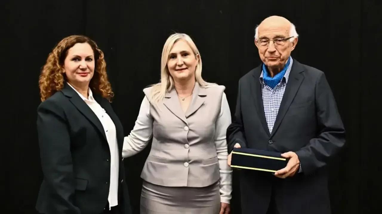 Unutkanlık, demans ve alzaymır konferansına yoğun ilgi