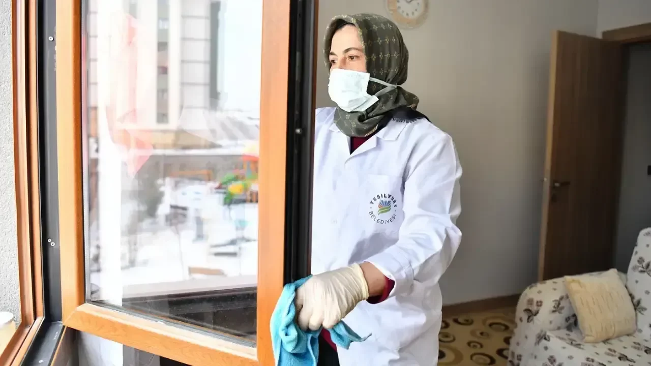 Yeşilyurt’ta büyükler baştacı olmaya devam ediyor