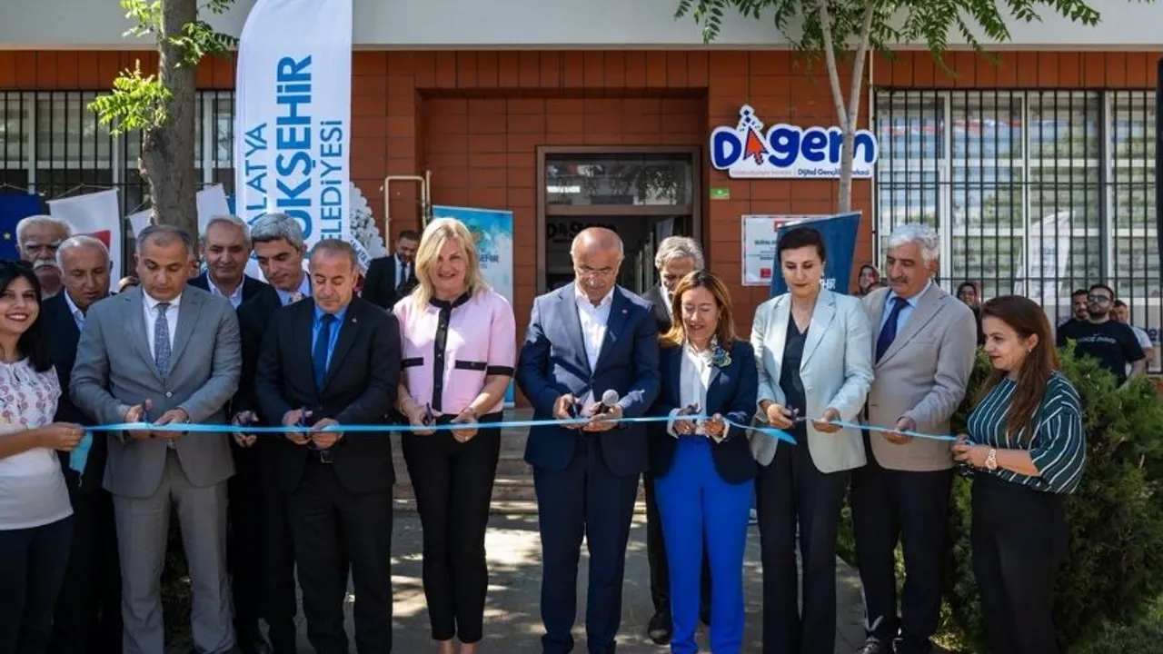 Malatya'da gençler ve kadınlar için dijital kariye