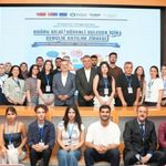 İletişimin ustaları İnönü'de buluştu: Dijital devrim mi dijital tehdit mi?