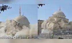 Van’da yarım asırlık Hazreti Ömer Camii kontrollü şekilde yıkıldı