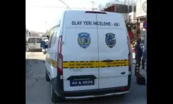 Turgut Temelli Caddesi’nde otomobil yayaya çarptı