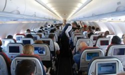 Uçaklarda yeni dönem: O hareketi yapan yolcular bir daha uçağa binemeyecek!