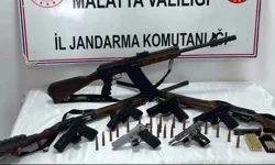 Doğanşehir’de silah baskını: Evlerden cephanelik çıktı