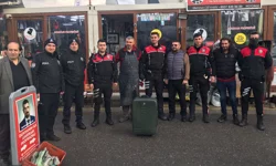 Esnaftan polise sürpriz kutlama: Şüpheli çanta ihbarı pastalı çıktı