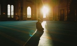 Malatya namaz vakitleri (20 Nisan) satranç oynamak caiz midir?