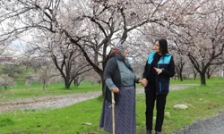 Başkan Taşkın asırlık kalplere dokundu! Asrın çınarları yalnız kalmayacak