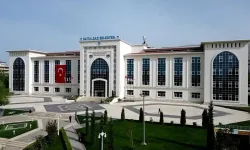 Battalgazi’nin 2025 bütçesi: Milyarlar personel çarkına, kuruşlar deprem yarasına