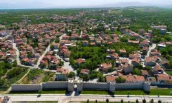 Hekimhan mı Darende mi? Zirve yarışında sadece 32 kilometre fark var!