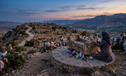 Malatya'daki o tepeye gidenlerin dileği kabul mü oluyor? Taş beşiğin ardındaki hazin hikâye