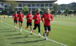 Milli oyuncular, testten geçti