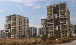Sağlam zemine tek katlı dükkan; çürük zemine 15 katlı apartman yapıldı