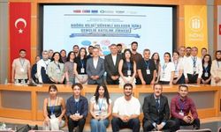 İletişimin ustaları İnönü'de buluştu: Dijital devrim mi dijital tehdit mi?