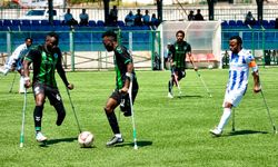 Malatya'da Ampute futbol resitali! Sahasında ilk 4'ü garantiledi
