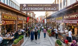 Malatya Çarşısı’nda kokusu şimdiden yayılan sokak: Analı kızlı da olacak, kebaplar da…
