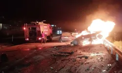 Malatya yolunda otomobil alev aldı: 1 ölü, ikisi ağır 5 yaralı!