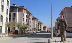 Malatya’da emekliler merkezden kaçıp İkizce TOKİ'ye sığınıyor