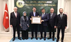 Malatya’nın fahri hemşehrisi Murat Kurum’a bir berat da Kütahya’dan!