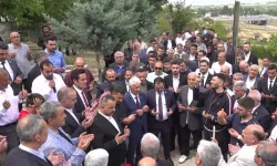 MHP’li yeni yönetimin ilk durağı şehitlik oldu