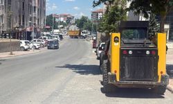 Tandoğan Mahallesi’nde ulaşım rahatlıyor: Çökük ve bozuk yollar asfaltlanıyor!