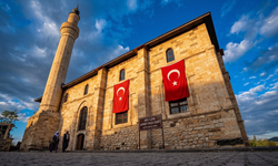 683 yıl önce geometriyle yazılan tarih: Malatya Arapgir’in kubbesiz hakikati!