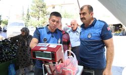 Etiketler ve tezgâhlar mercek altında: Battalgazi’de pazarcı esnafı ve sokaklara sıkı denetim!