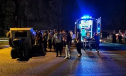 Güney Kuşak Yolu’nda motosiklet sola dönen çapa motoruna çarptı!