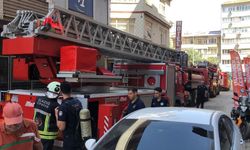 Komşuda hareketli dakikalar: İş merkezinden yükselen dumanlar paniğe neden oldu!