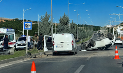 Malatya-Elazığ kara yolunda kontrolden çıkan araç devrildi: Sürücü savruldu!