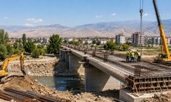 Malatya'da ulaşımı rahatlatacak yeni hamle: Yeşilyurt'a iki yeni köprü yapılacak