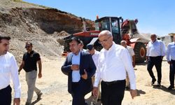 Pütürge ziyaretinde duyurdu: Tüm Malatya’da bin 350 şantiyede 35 milyarlık saha mesaisi!