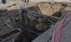 Gündüzbey’de bir aydır kapatılmayan çukur çileye dönüştü
