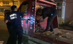 Malatya’da çekiciye sıkışan kedi için itfaiye seferber oldu