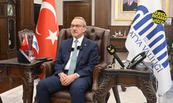 Vali Yavuz fiyatlarda oynama yapanları uyardı: “Kayısı piyasasını yakından takip ediyoruz”