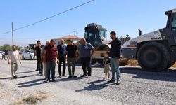 Akçadağ Belediye Başkanı Ulutaş sahada: Akçadağ’da yol yenileme seferberliği