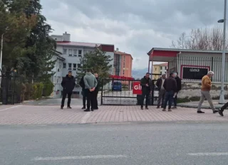 Battalgazi’de feci olay: 4 metreden düşen genç hayatını kaybetti