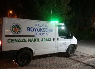 Eski Yimpaş önünde TIR kazası! Genç motosikletli kurtarılamadı