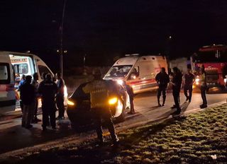 Malatya Hatunsuyu Caddesi'nde kabus anları: Virajı alamayan araç karşı şeride geçti!