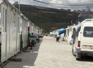 Araştırma ortaya koydu: Malatya'daki konteyner kentlerde kadınlar yalnızca evlerini kaybetmedi