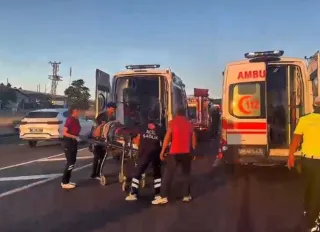 Malatya’da korkunç kaza! Tarım işçilerini taşıyan minibüs TIR’a çarptı