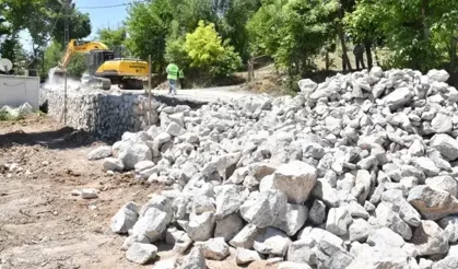 Yeşilyurt Belediyesi’nden Şahnahan’da yol güvenliği için önemli adım