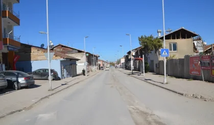 Yeşilyurt’ta asfalt krizi | 3 mahalle ayakta