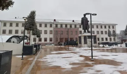 Malatya’da kar yağışı etkisini sürdürüyor