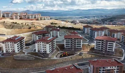 Bahçebaşı'nda bin 235 konut daha hak sahiplerine teslim ediliyor