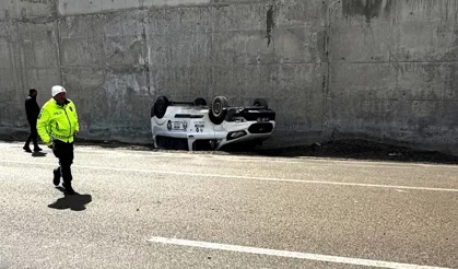 Malatya’da belediye aracı kaza yaptı: 2 kişi yaralandı