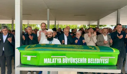 Gazeteci Berkman Dulcan’ın babası son yolculuğuna uğurlandı