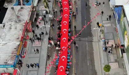 Malatya’da 19 Mayıs coşkusu: Binler meşalelerle yürüdü!