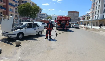 Malatya’nın göbeğinde facianın eşiğinden dönüldü! Otomobil alev aldı
